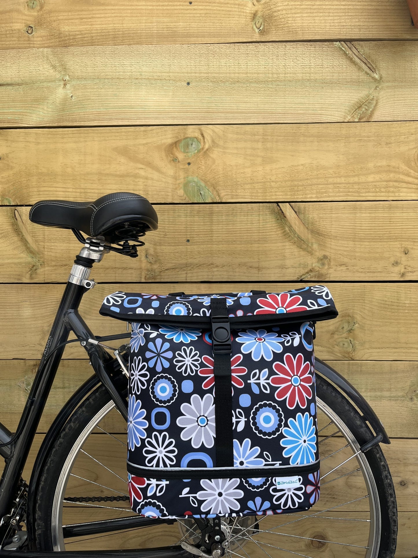 BikyBag Shopper - Bicycle Single Pannier Bag (Daisy Flowers)